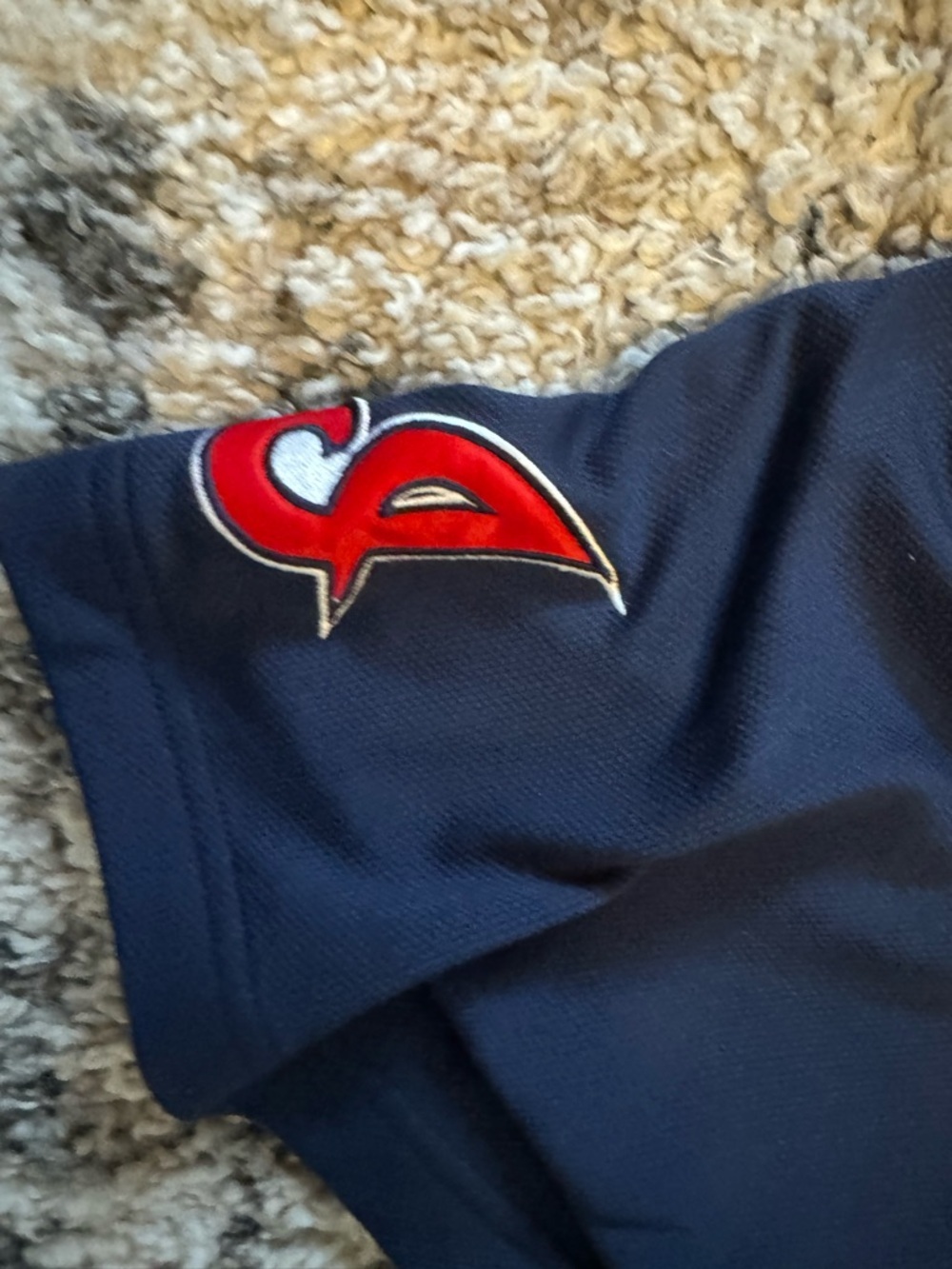 Cleveland Nike Navy and Red MLB Team Jersey Patch Detail - Picture 8 of 8